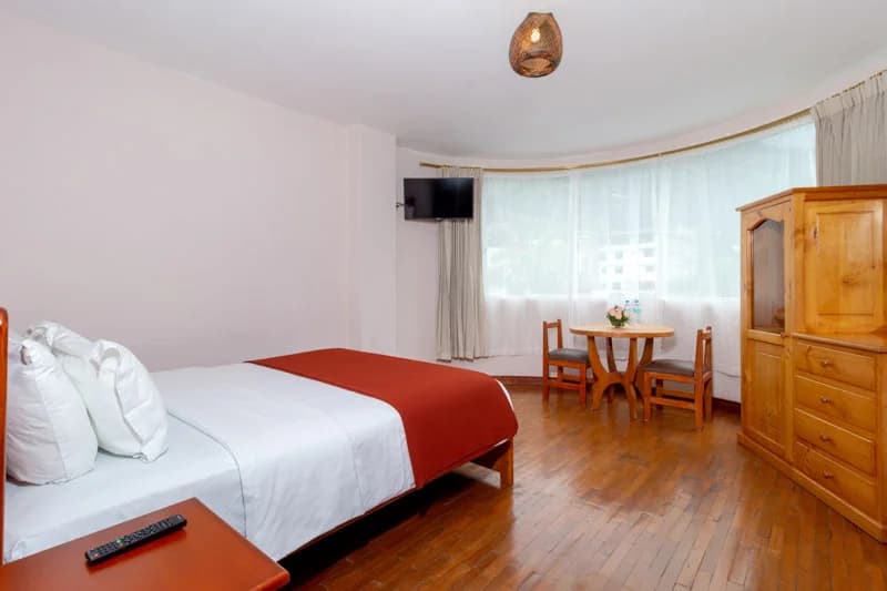 Deluxe A Mini Suite 1