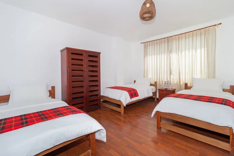 Habitación Triple C 1