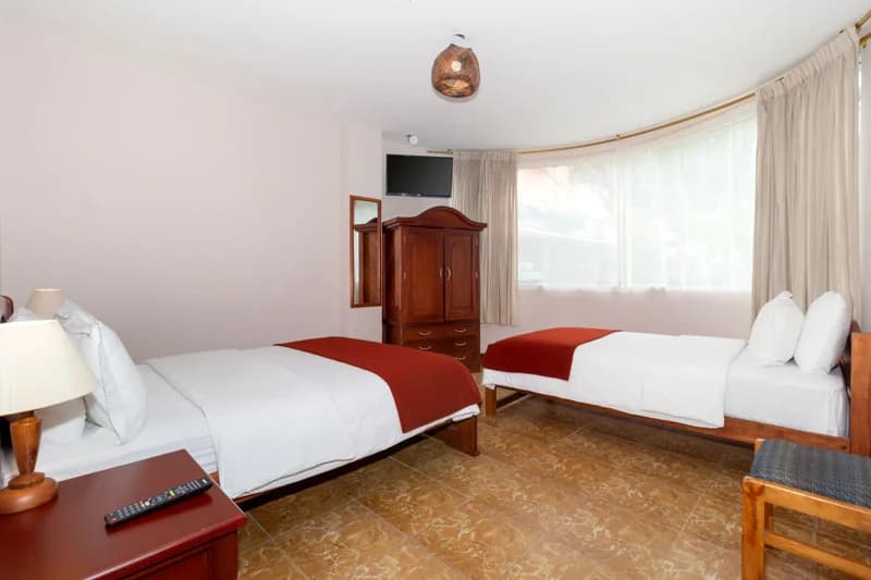 Habitación Triple B 1